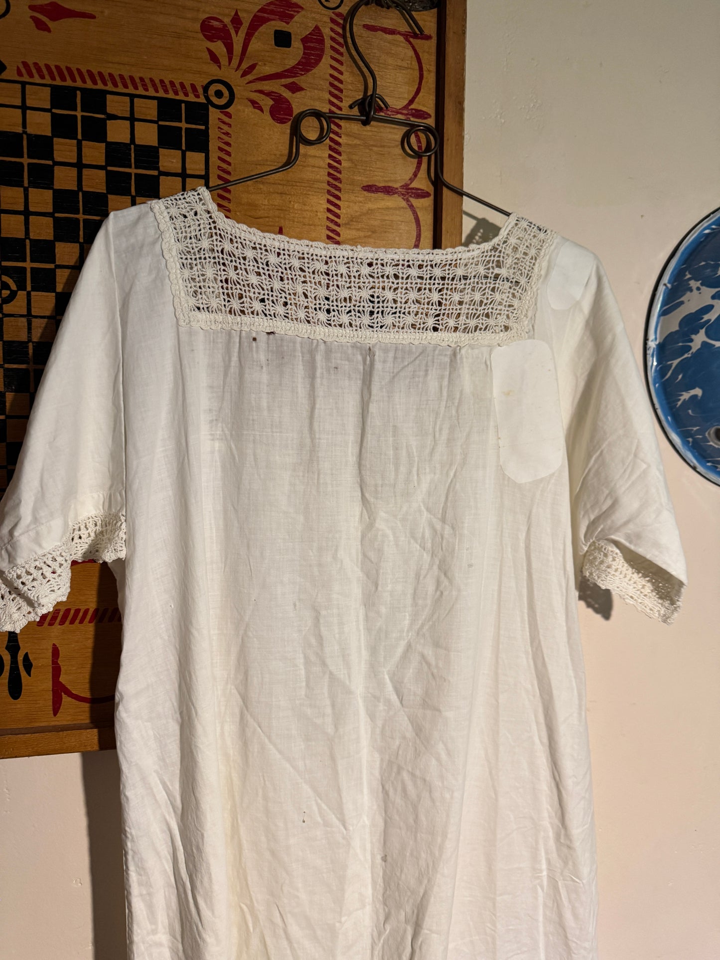 Antique Edwardian Nightgown with Crocheted collar and cuffs, larger size