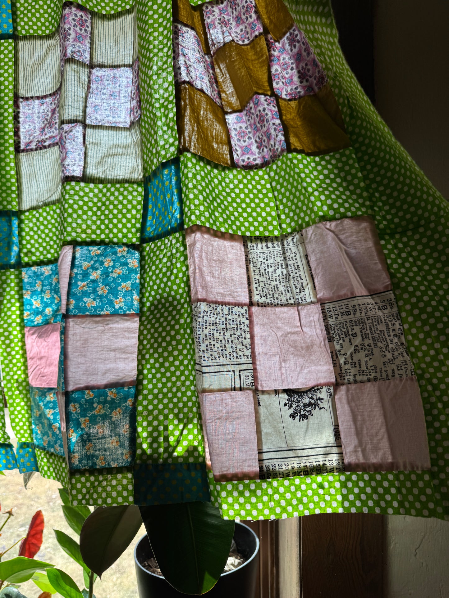 Vintage Quilt Top Curtains "Green Polka Dot” 1