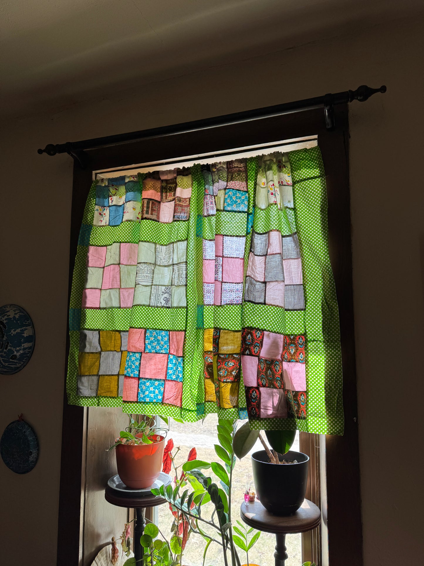 Vintage Quilt Top Curtains "Green Polka Dot” 2