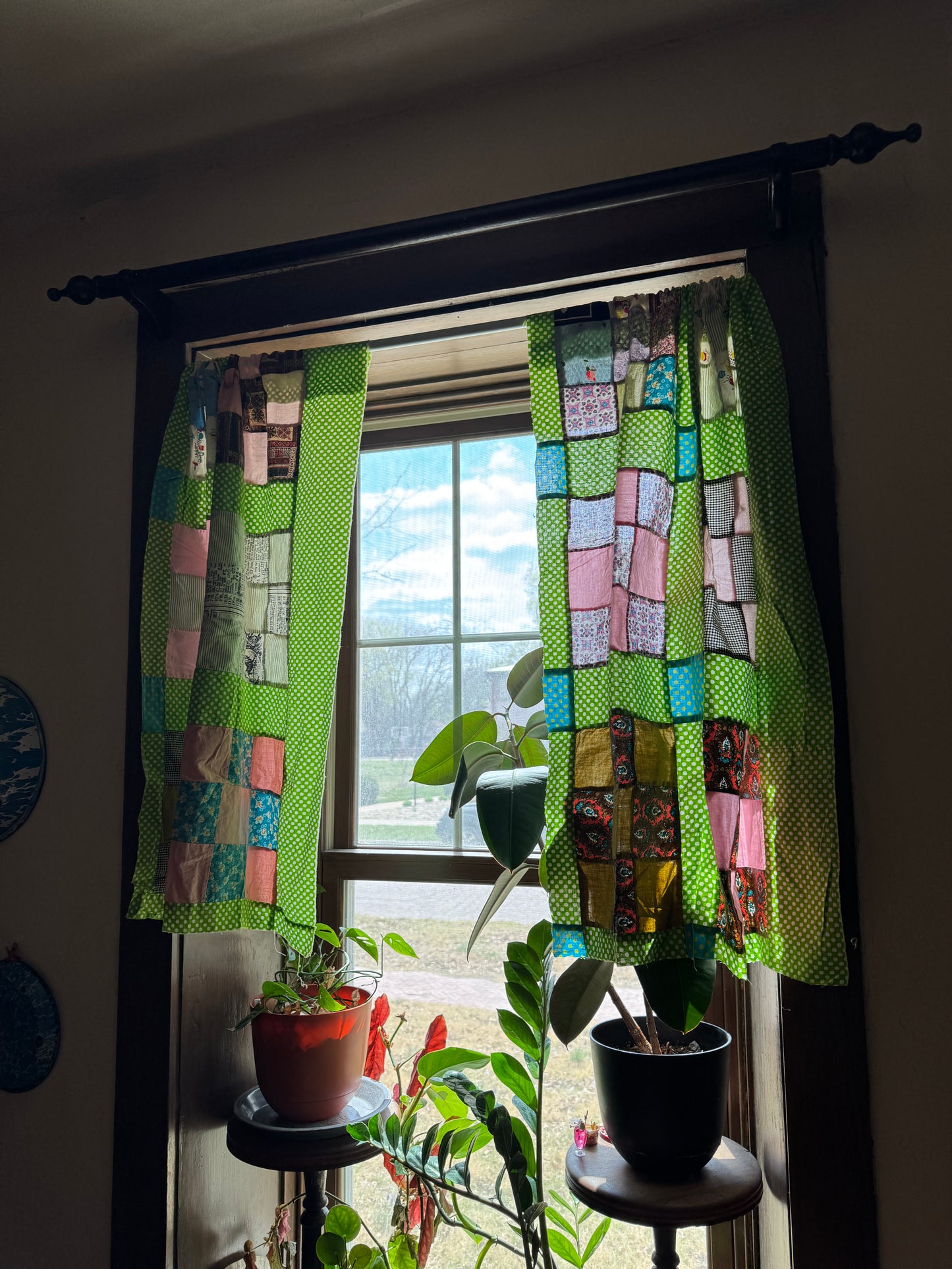 Vintage Quilt Top Curtains "Green Polka Dot” 2