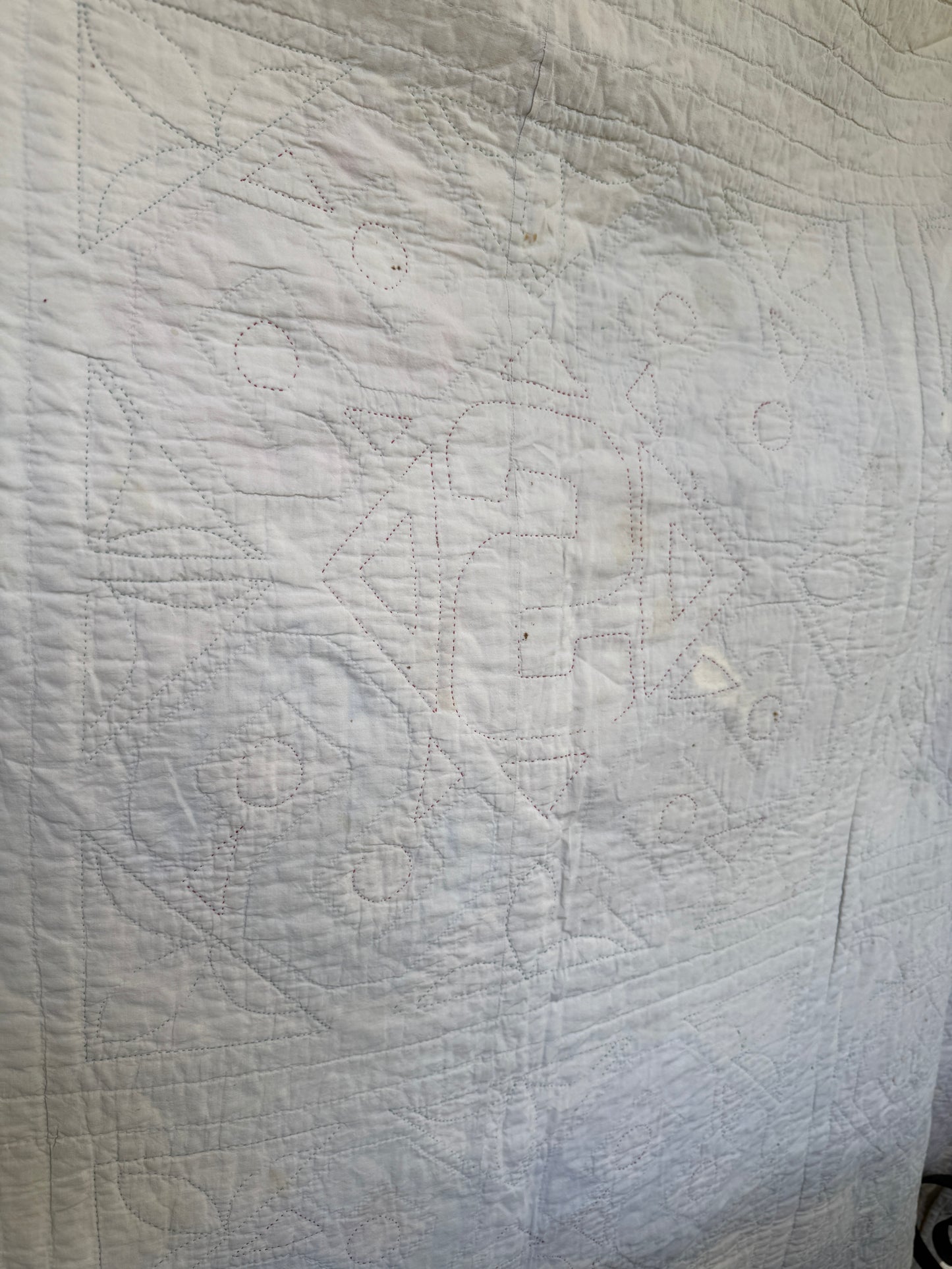 Vintage 1930s-50s Handmade "S" Quilt