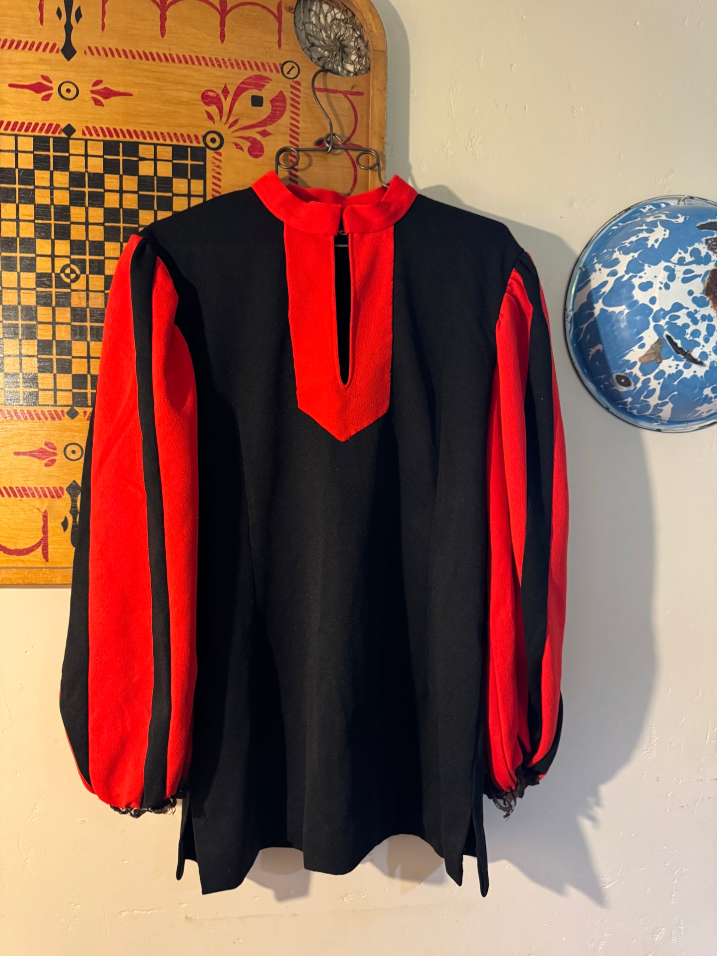 Vintage 1960s Medieval Revival balloon sleeve dress