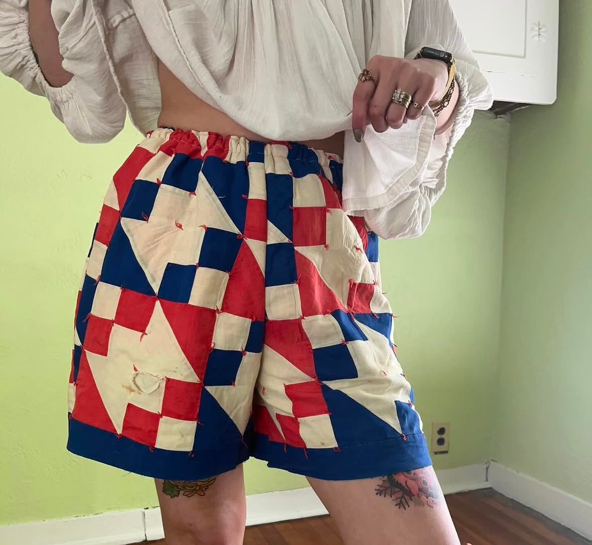 Vintage 1930s-50s Red-White-Blue Hourglass Variant Tie Quilt Shorts