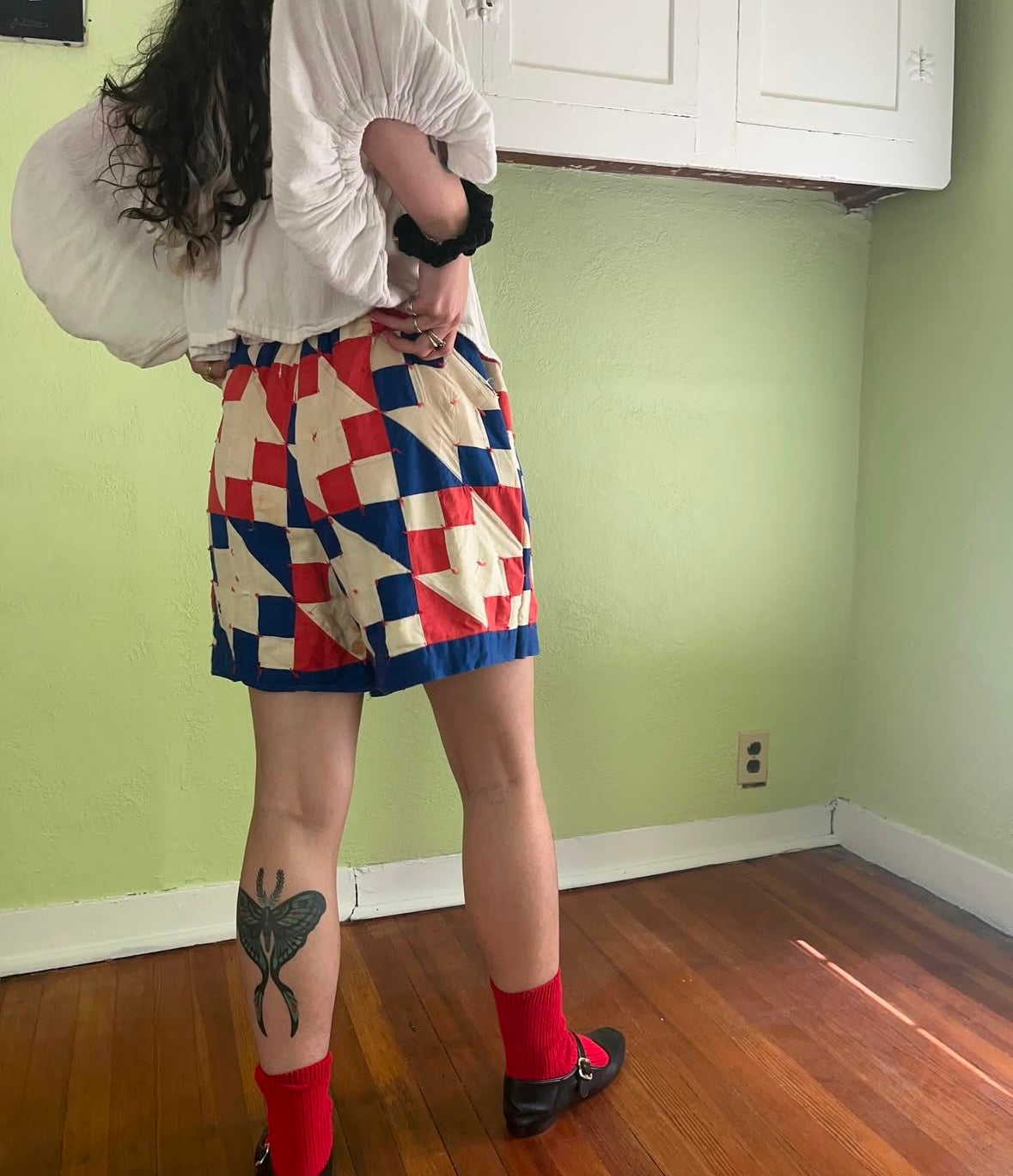 Vintage 1930s-50s Red-White-Blue Hourglass Variant Tie Quilt Shorts
