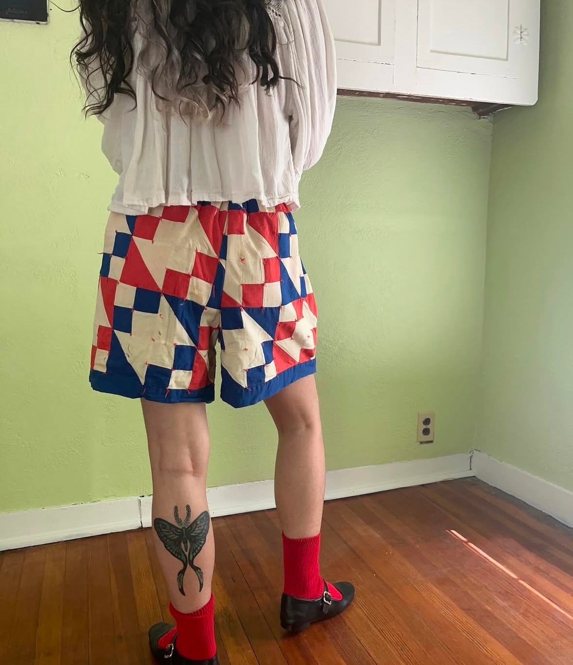 Vintage 1930s-50s Red-White-Blue Hourglass Variant Tie Quilt Shorts