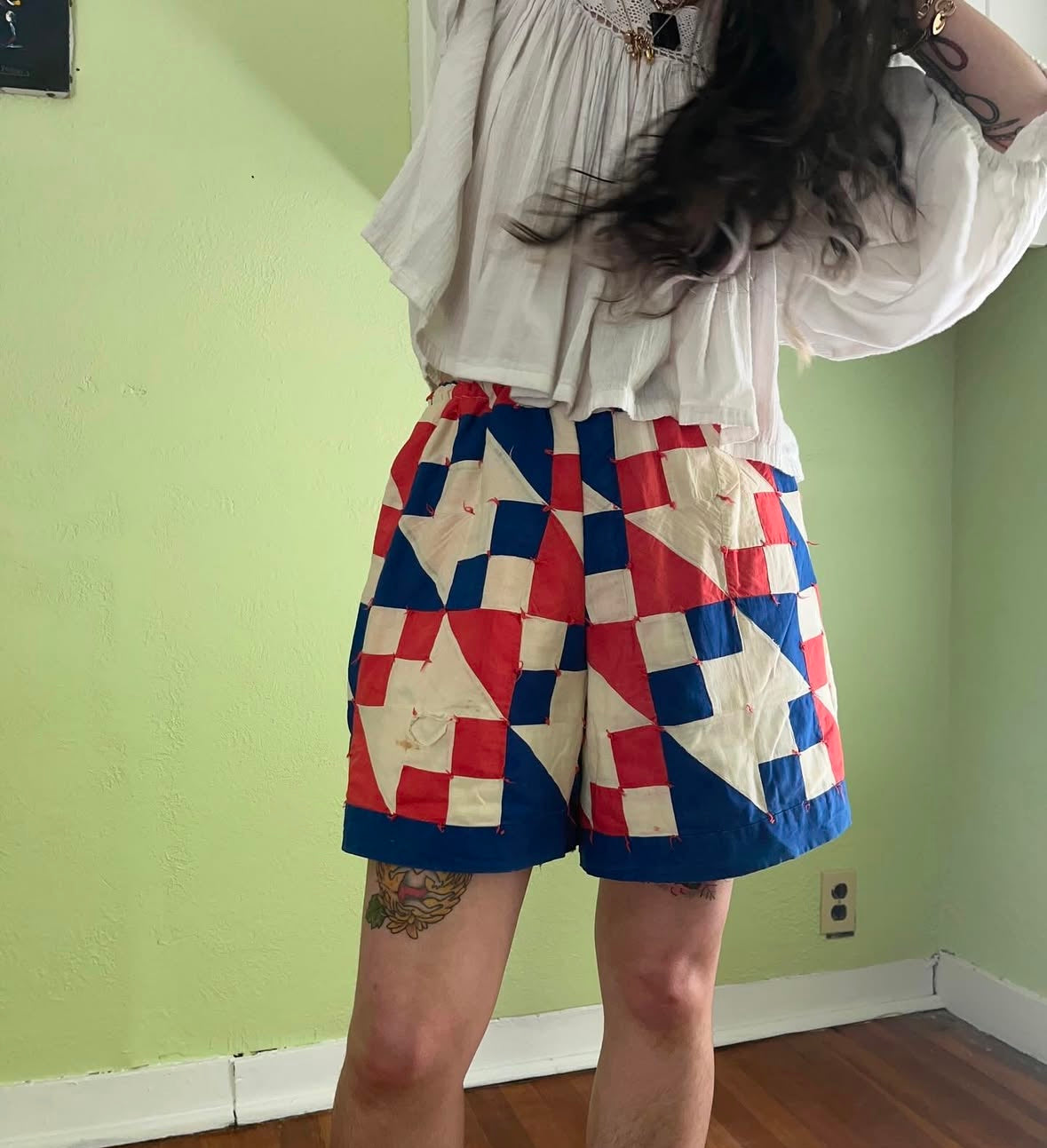 Vintage 1930s-50s Red-White-Blue Hourglass Variant Tie Quilt Shorts